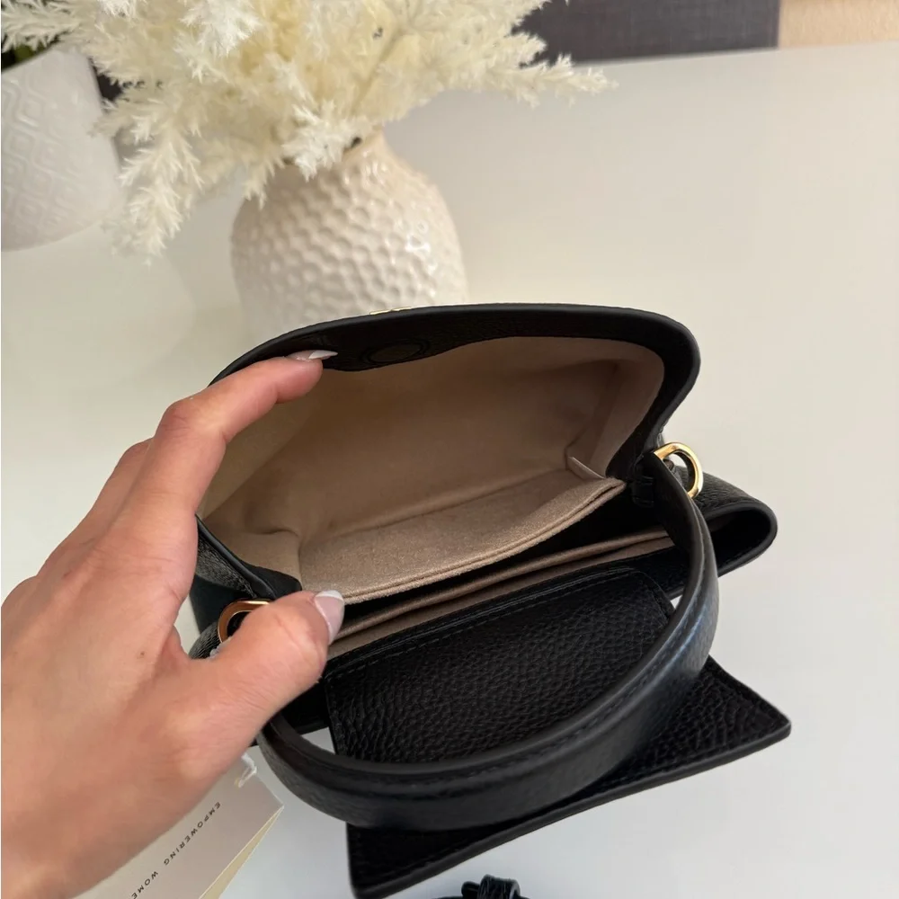 Tory Burch description nwt